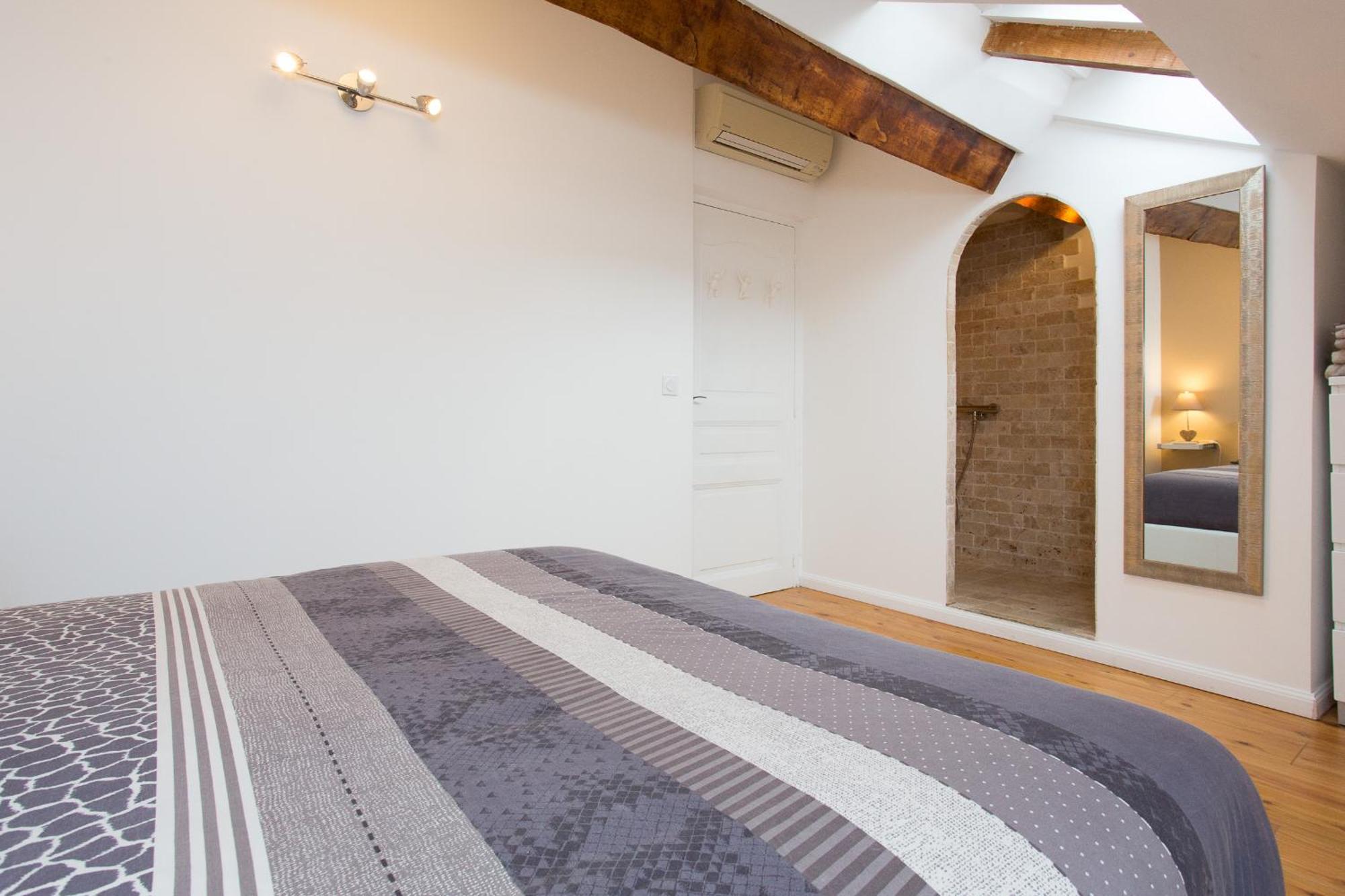 Lb Vacation Rentals I Big Loft 107M2, 10Min Walk To Palais Des Festivals Cannes Exteriör bild